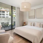 Savoy Monumentalis Iii By An Island Appartement