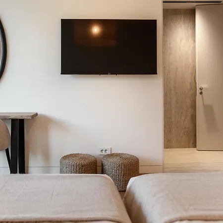 Savoy Monumentalis Iii By An Island *