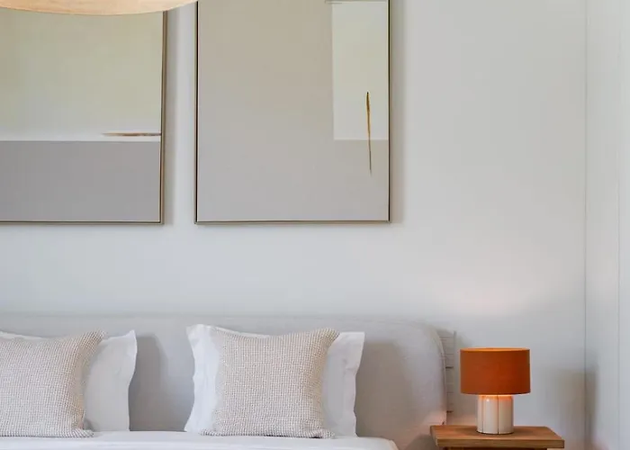 Savoy Monumentalis Iii By An Island *