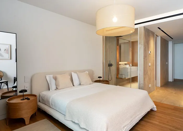 Savoy Monumentalis Iii By An Island *