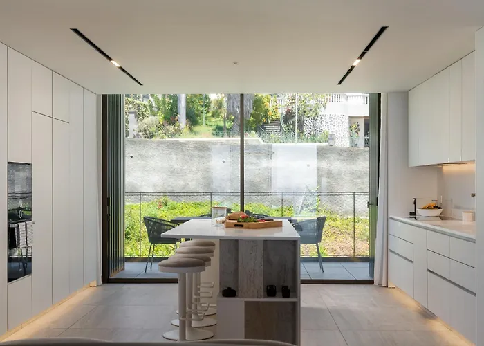 Savoy Monumentalis Iii By An Island Appartamento *